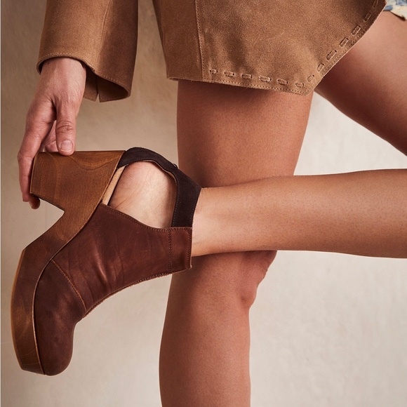 Free People Shoes - Free People Amber Orchard Clog Platform Leather Wood Brown Womens Size 9 39 NEW